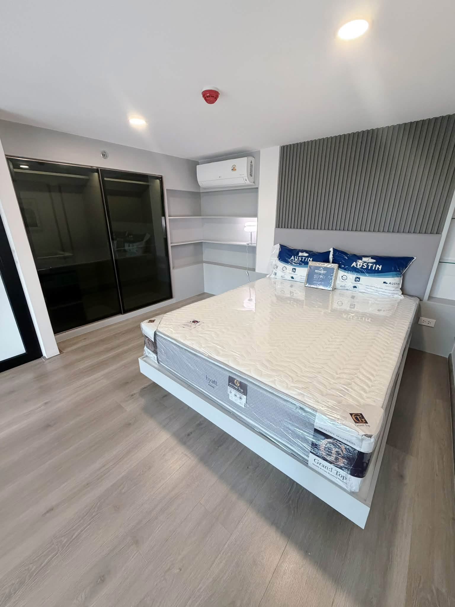 Knightsbridge space rama 4 รูปที่ 2