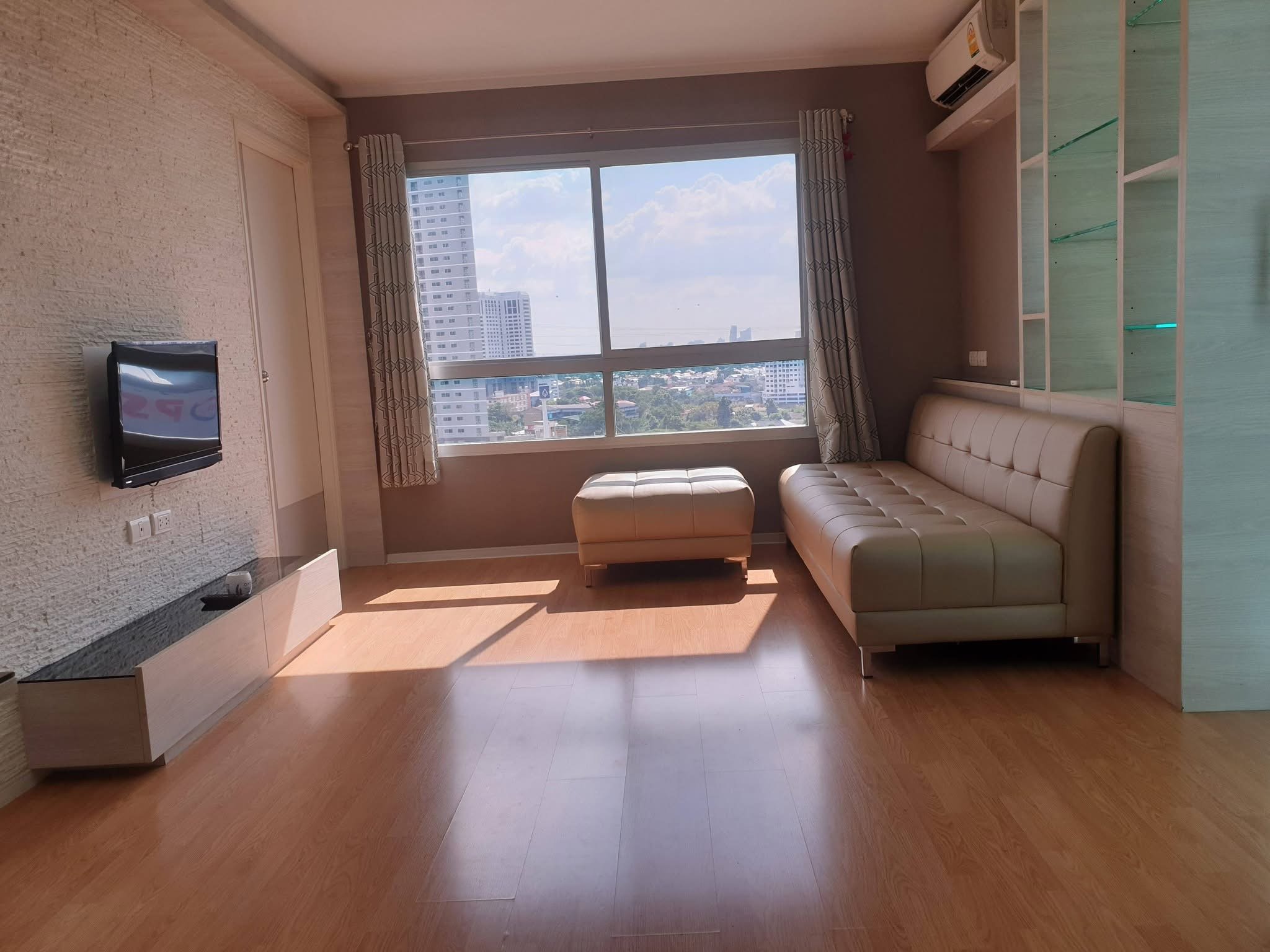 Lumpini Place Srinakarin  Hua Mark Triple station รูปที่ 4