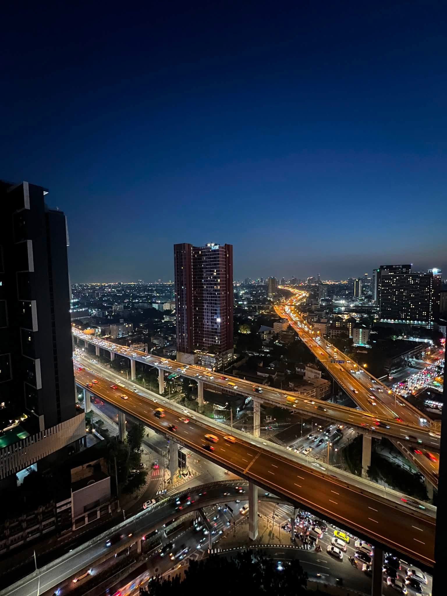 The Base Rama 9 - Ramkhamhaeng รูปที่ 11