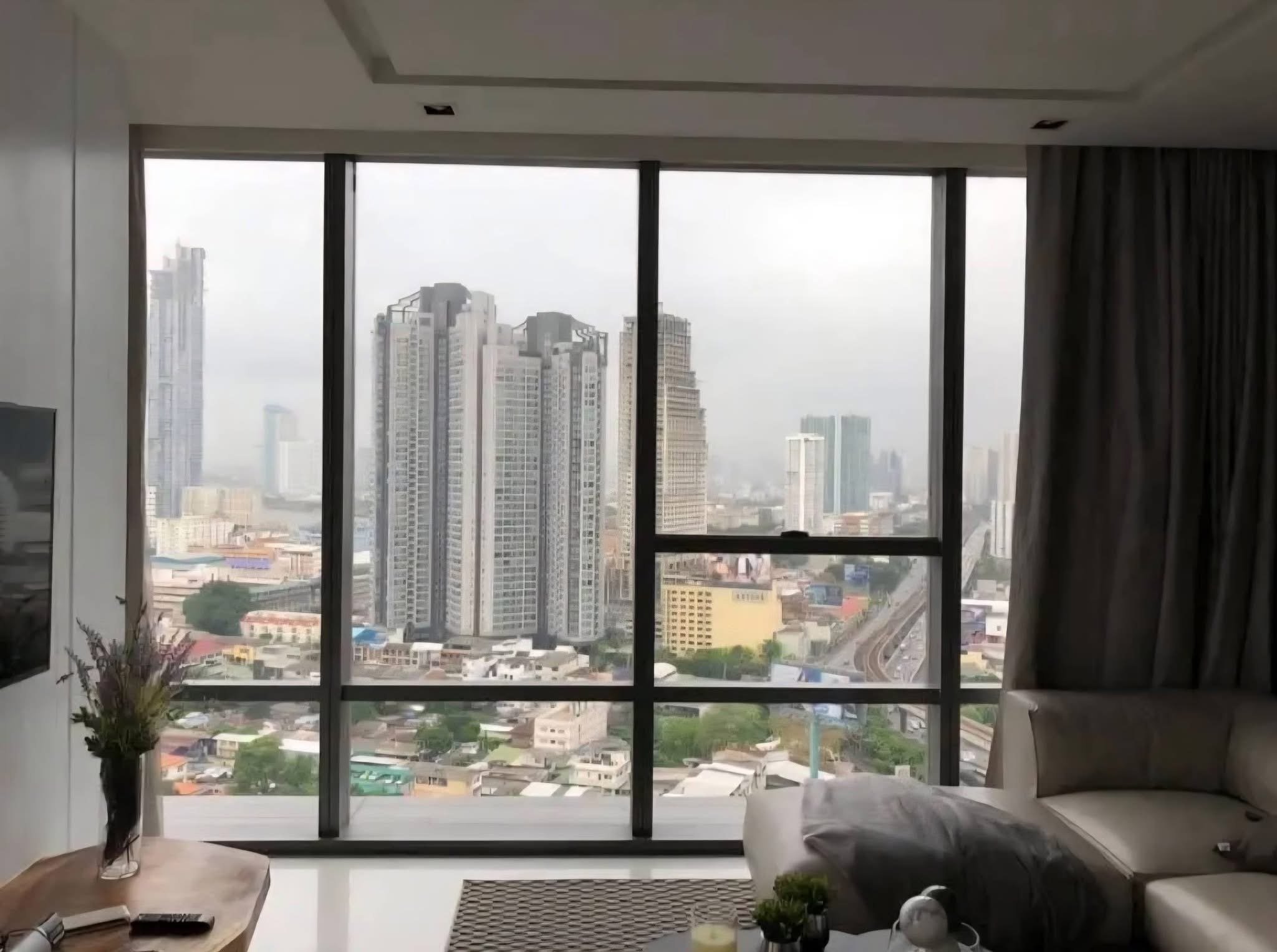 The Bangkok Sathorn Taksin รูปที่ 3