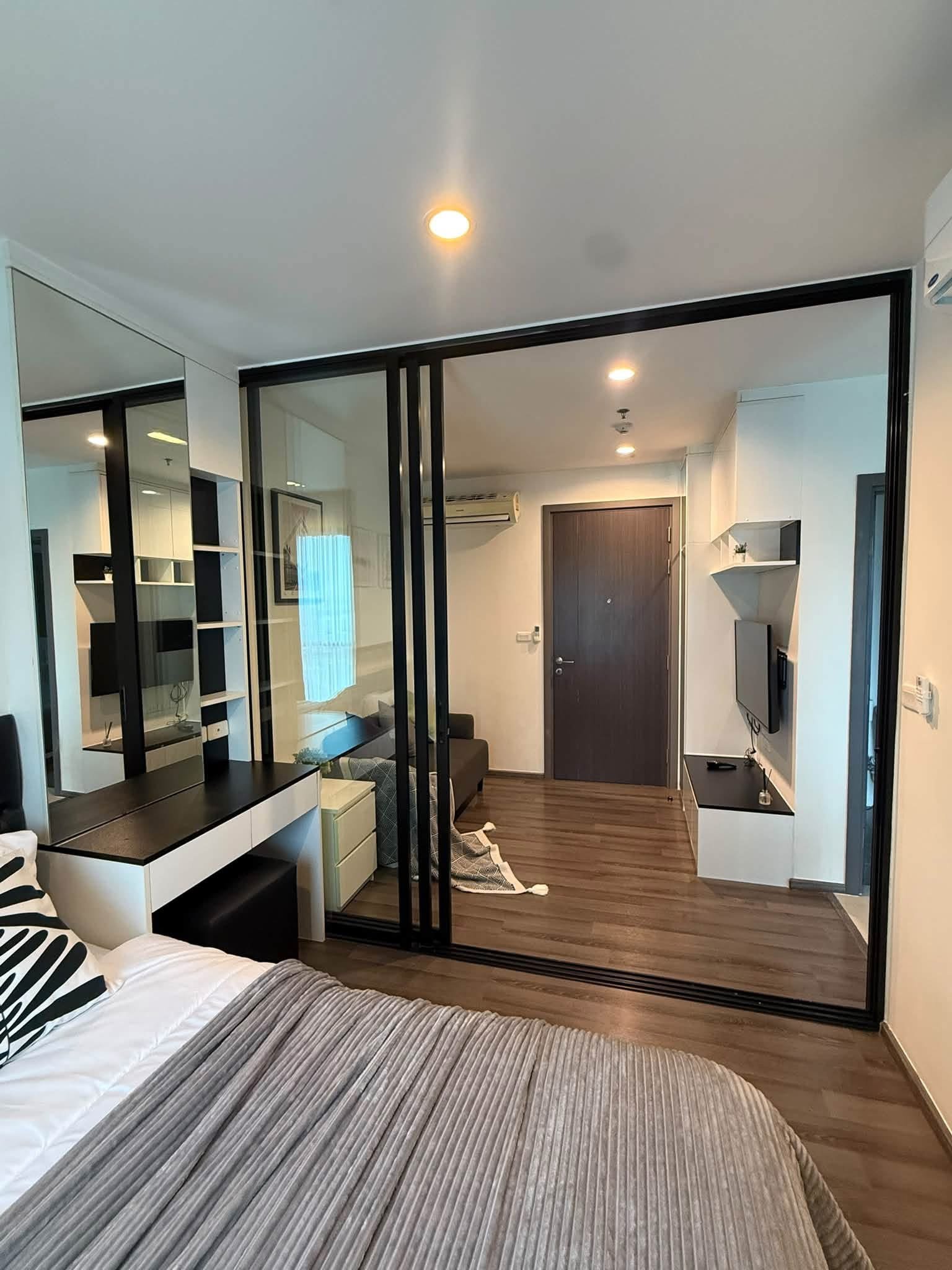 The Base Park West รูปที่ 2